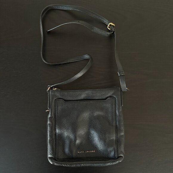 Marc Jacobs Leather Messenger Bag - Picture 2 of 7